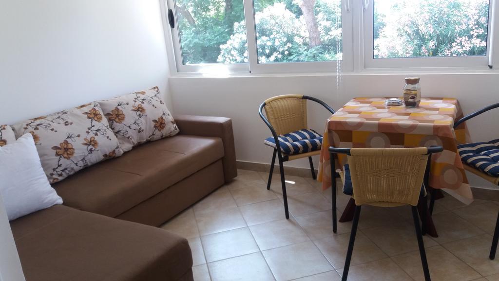 Apartmani Luka Херцег-Новий Екстер'єр фото